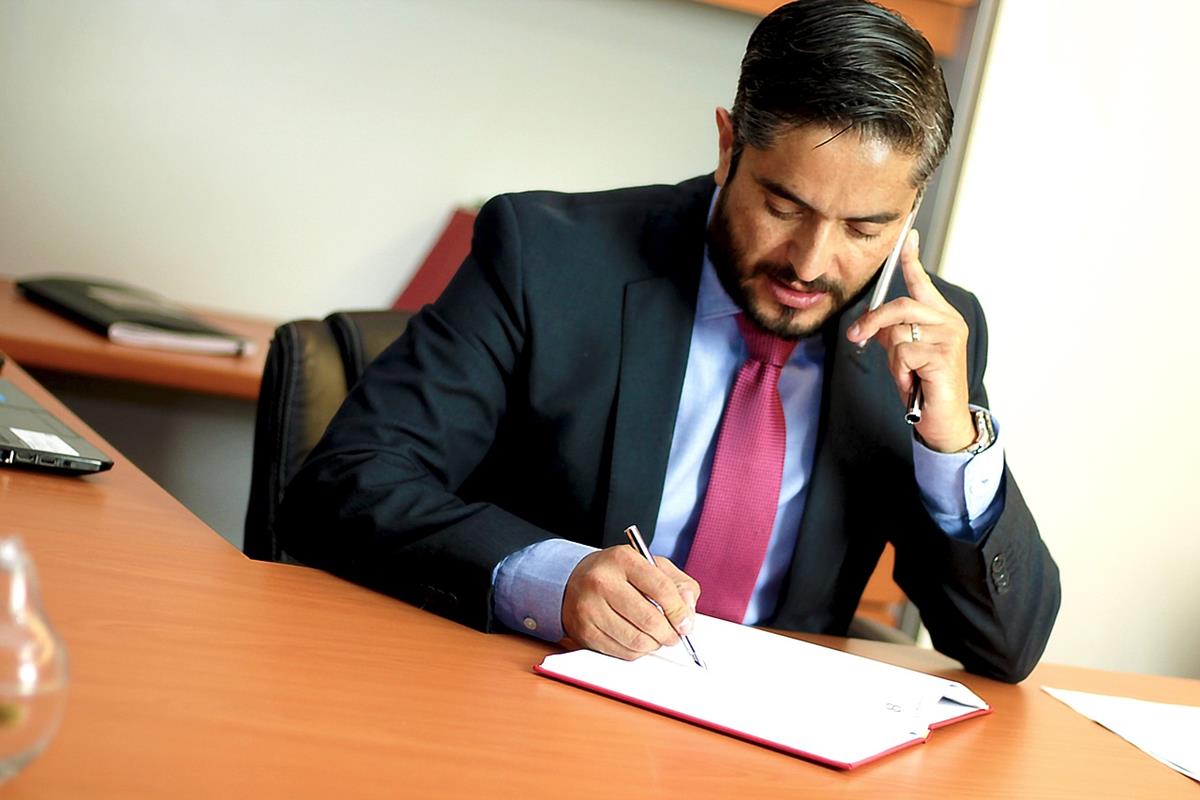 Walka z nieuczciwą konkurencją – jak capital legal pomaga firmom wygrać?